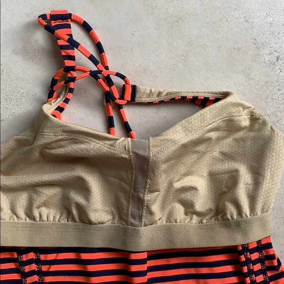 Lululemon “Free To Be Tank” tank top Size 8 - Picture 5 of 6